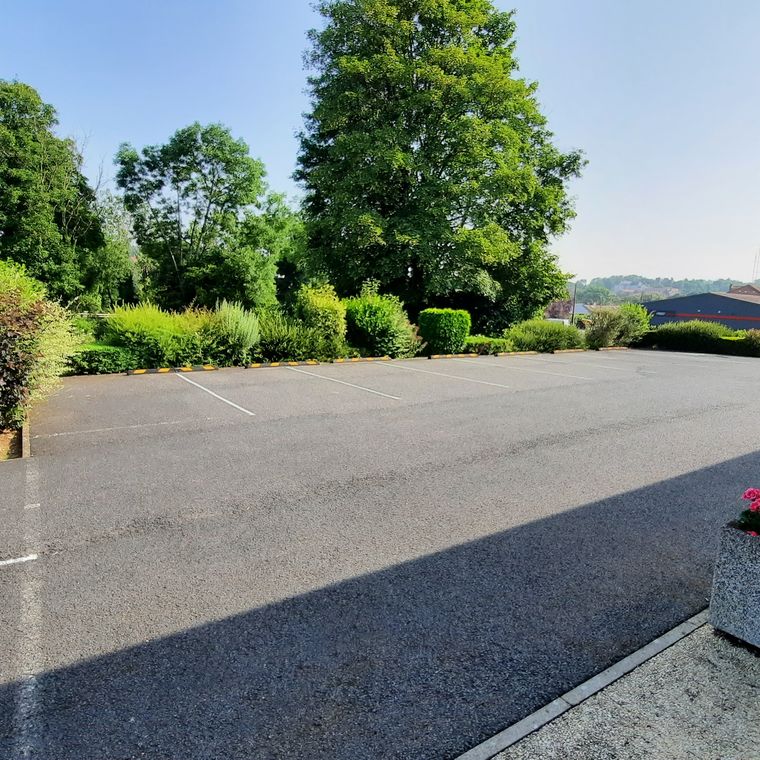 Parking de la clinique